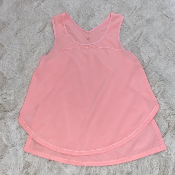 Lululemon  pink workout top with  side cutouts excellent like new condition - Picture 1 of 10